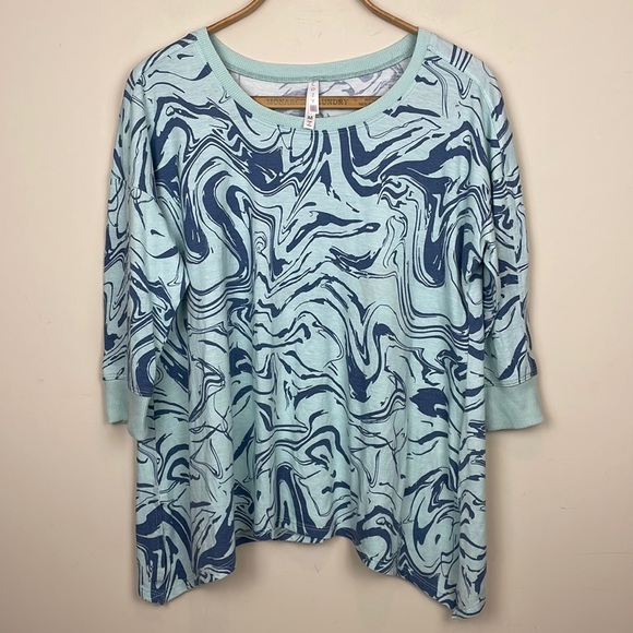 LuLaRoe | Cozy Collection Kate with Shark Bite Style Bottom Hem; Size M - Picture 1 of 11